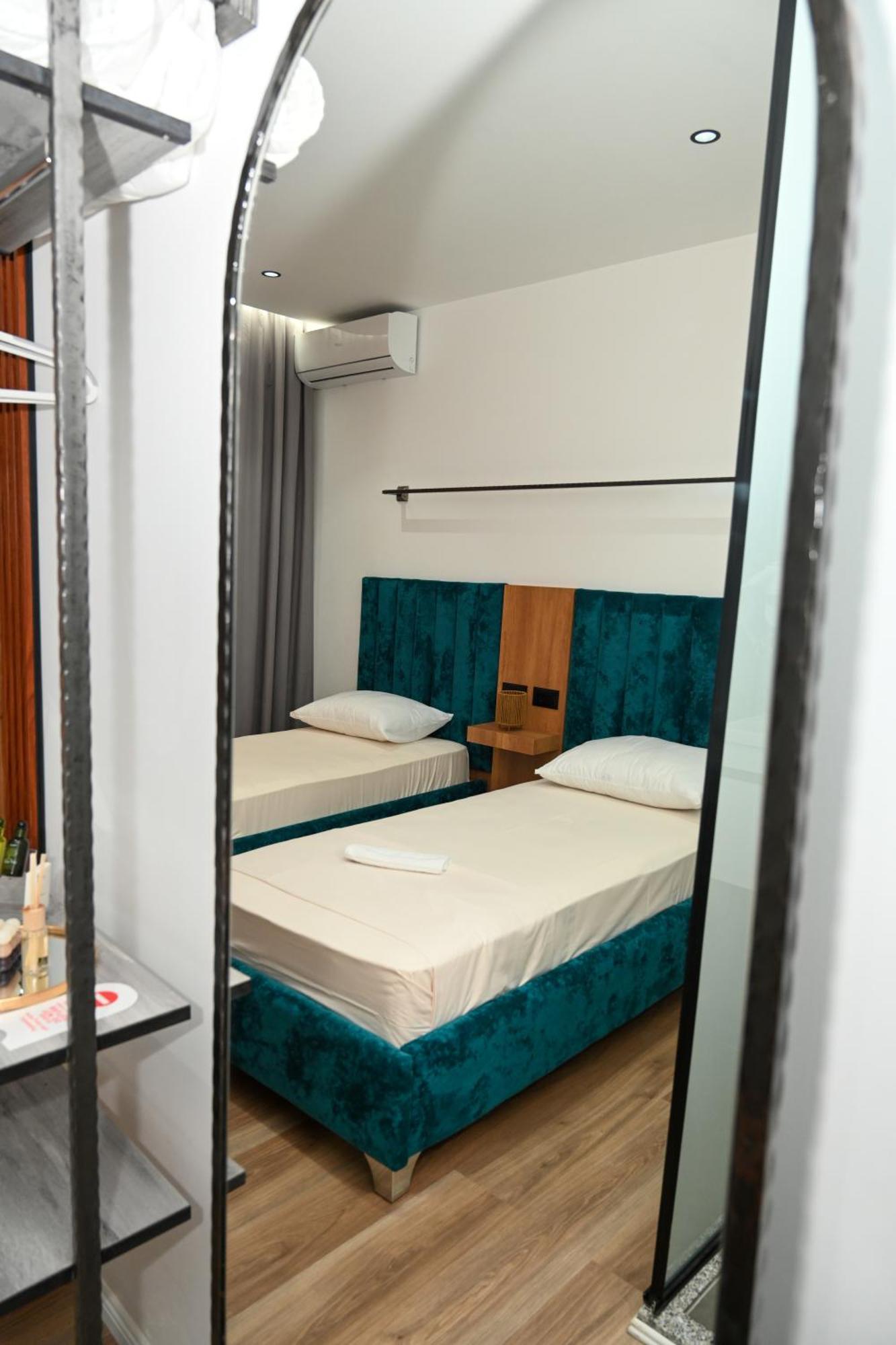 Apollonia Hotel Фиери Экстерьер фото